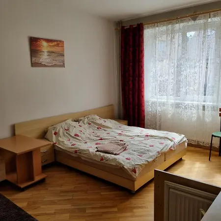 Livingpalanga Meta1 Апартаменти *